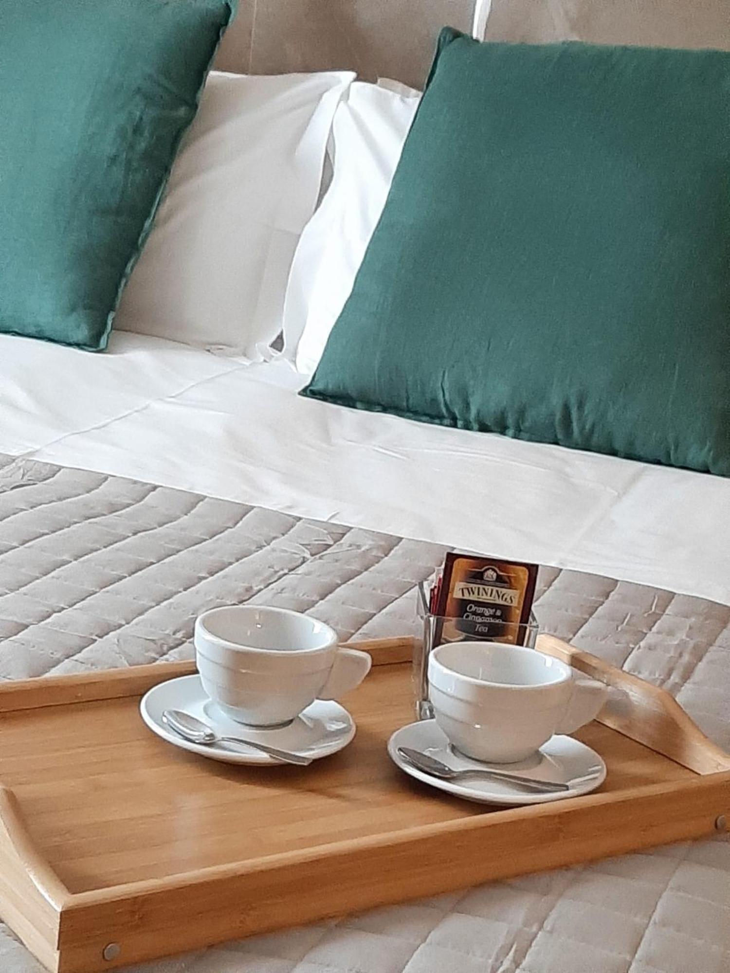 Baaria House Hotel Барчеллона-Поццо-ді-Готто Екстер'єр фото