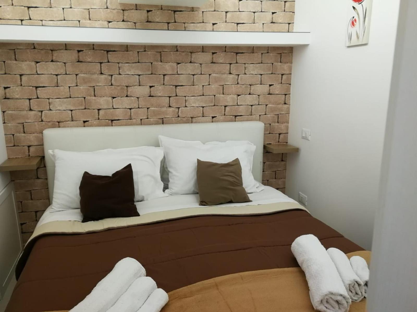 Baaria House Hotel Барчеллона-Поццо-ді-Готто Екстер'єр фото